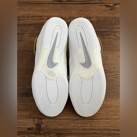 Nike Inflict 3 ‘White Gold’ (size mens 9.5/wmns 11) - Picture 6 of 6